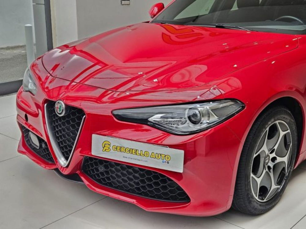 Alfa Romeo Giulia usata a Napoli (9)