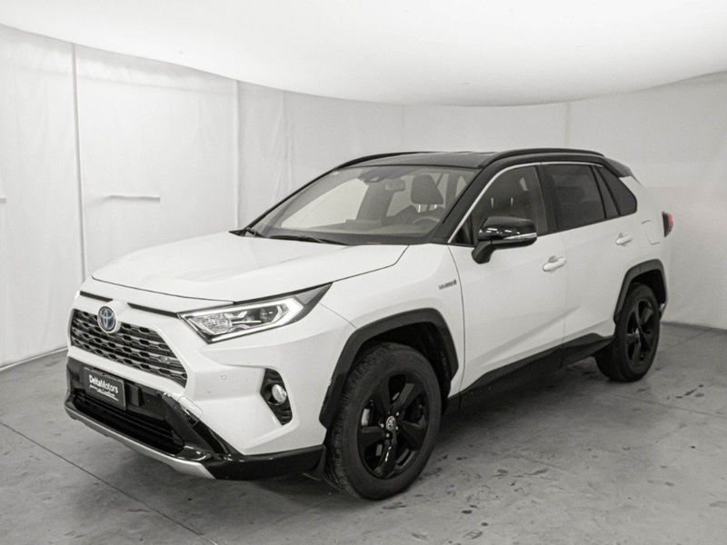 Toyota Rav4 vvt-ie h Style 2wd 218cv e-cvt del 2020 usata a Montecosaro