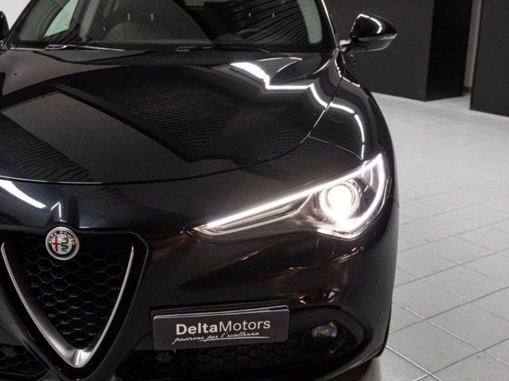 Alfa Romeo Stelvio usata a Ancona (8)