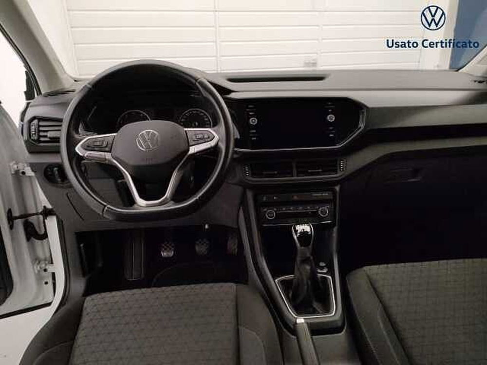 Volkswagen T-Cross usata a Varese (15)