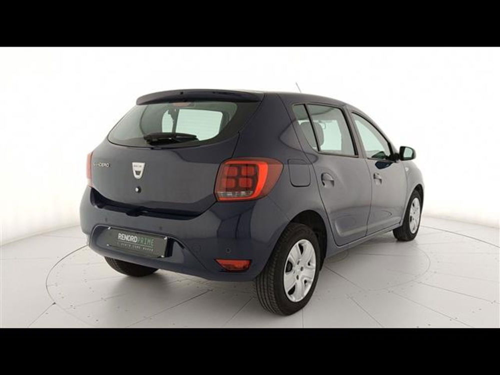 Dacia Sandero usata a Milano (5)