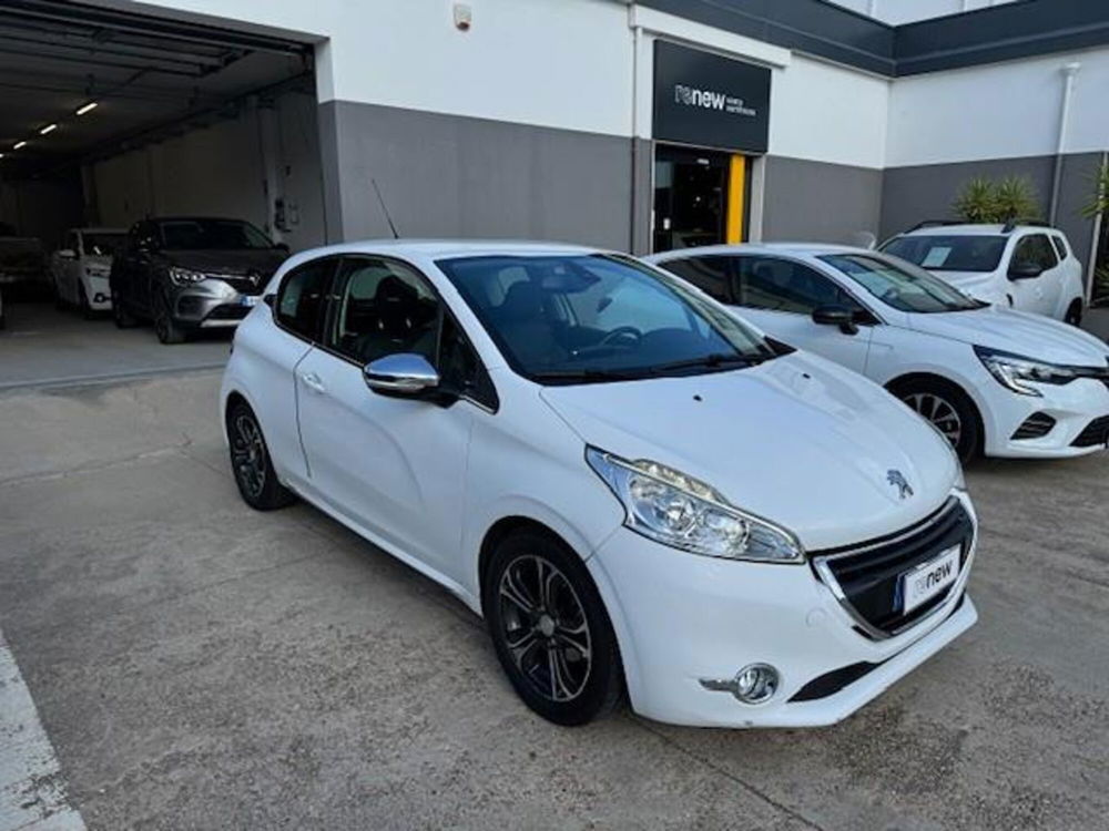 Peugeot 208 usata a Oristano