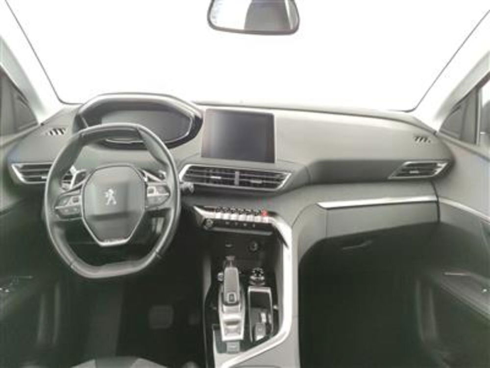 Peugeot 3008 usata a Bari (14)