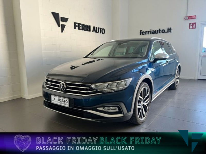 Volkswagen Passat Variant Alltrack 2.0 TDI 200 CV 4MOTION DSG del 2021 usata a Tavagnacco