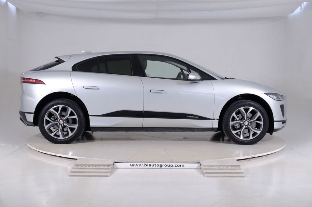 Jaguar I-Pace usata a Torino (6)