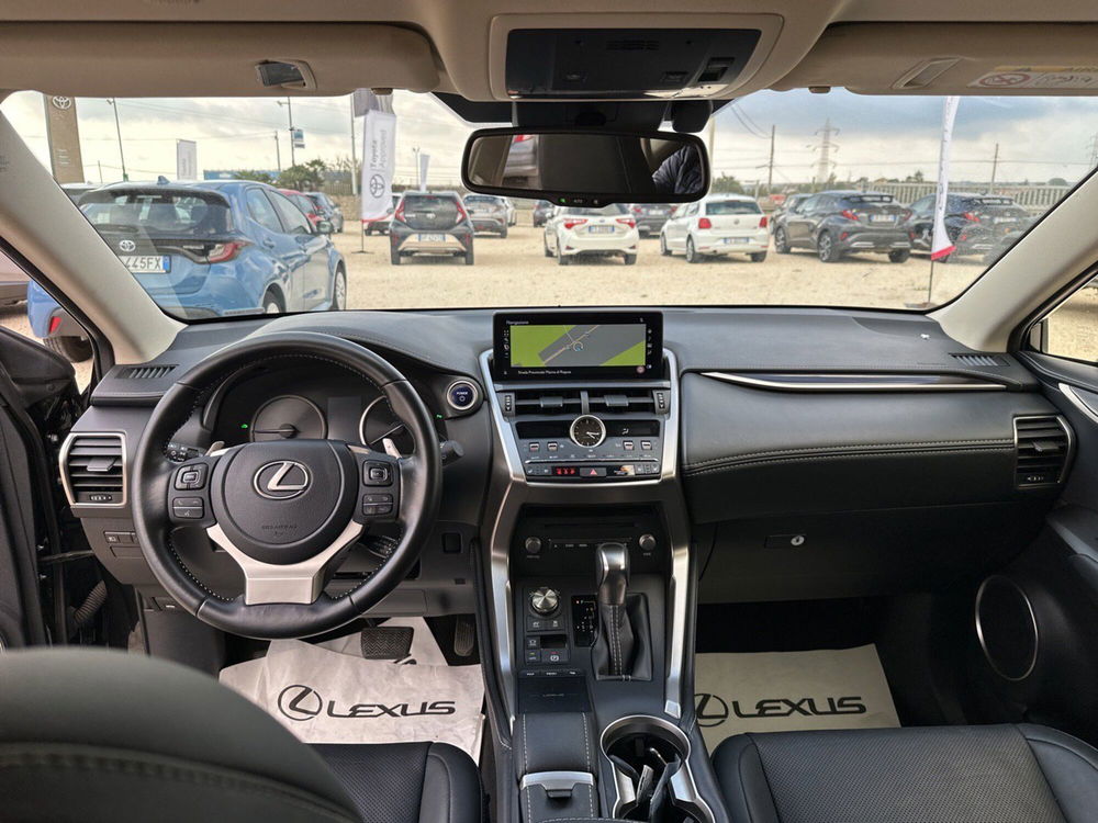 Lexus NX usata a Ragusa (9)