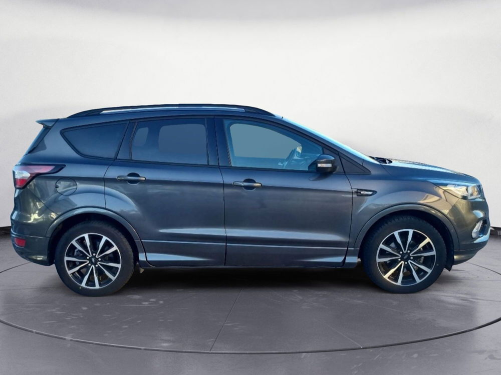 Ford Kuga usata a Potenza (4)