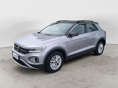 Volkswagen T-Roc 1.5 tsi Life dsg del 2023 usata a Tito