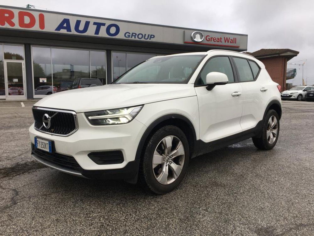 Volvo XC40 usata a Cuneo (3)