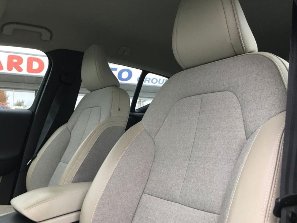 Volvo XC40 usata a Cuneo (7)