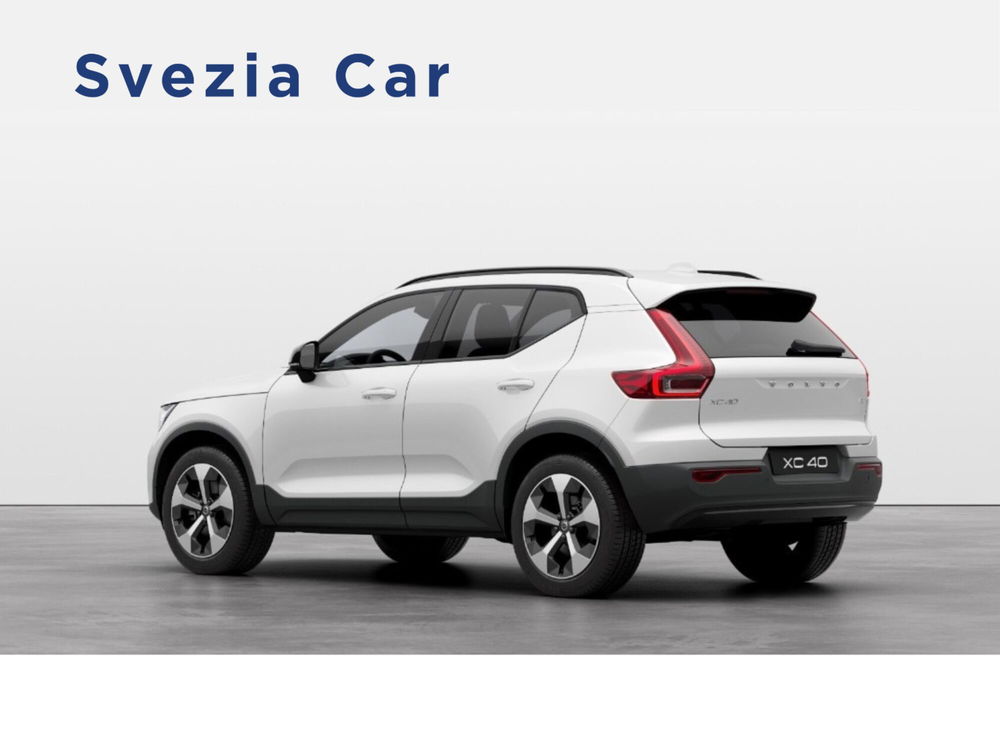 Volvo XC40 nuova a Milano (3)