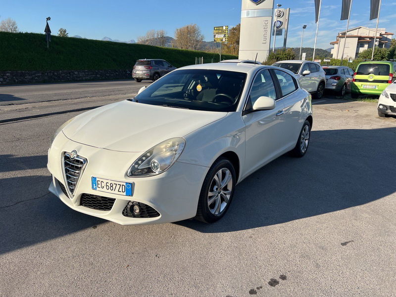 Alfa Romeo Giulietta 1.4 Turbo Distinctive 120cv del 2011 usata a Lucca