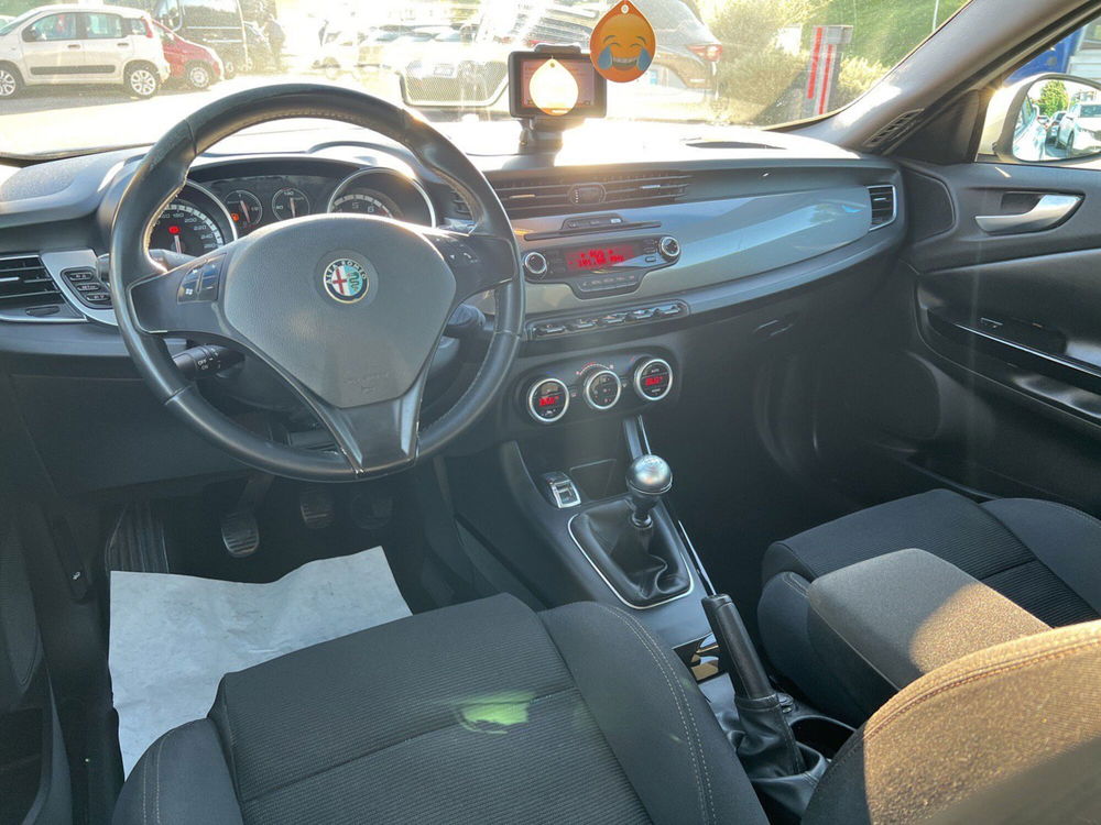 Alfa Romeo Giulietta usata a Lucca (10)