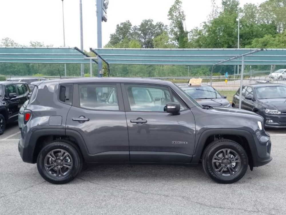 Jeep Renegade nuova a Brescia (4)