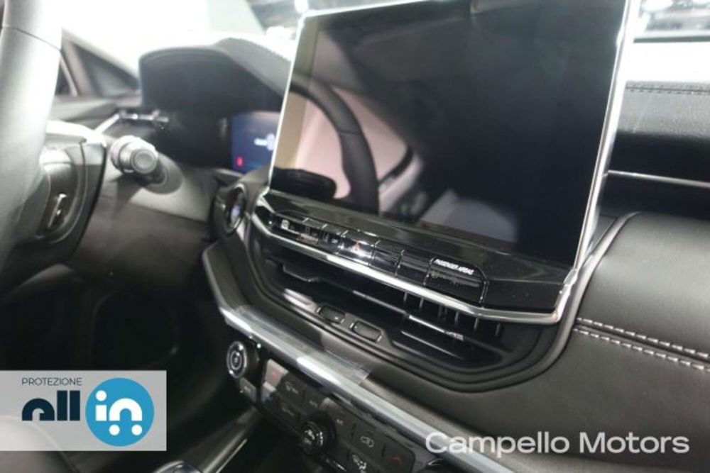 Jeep Compass nuova a Venezia (10)