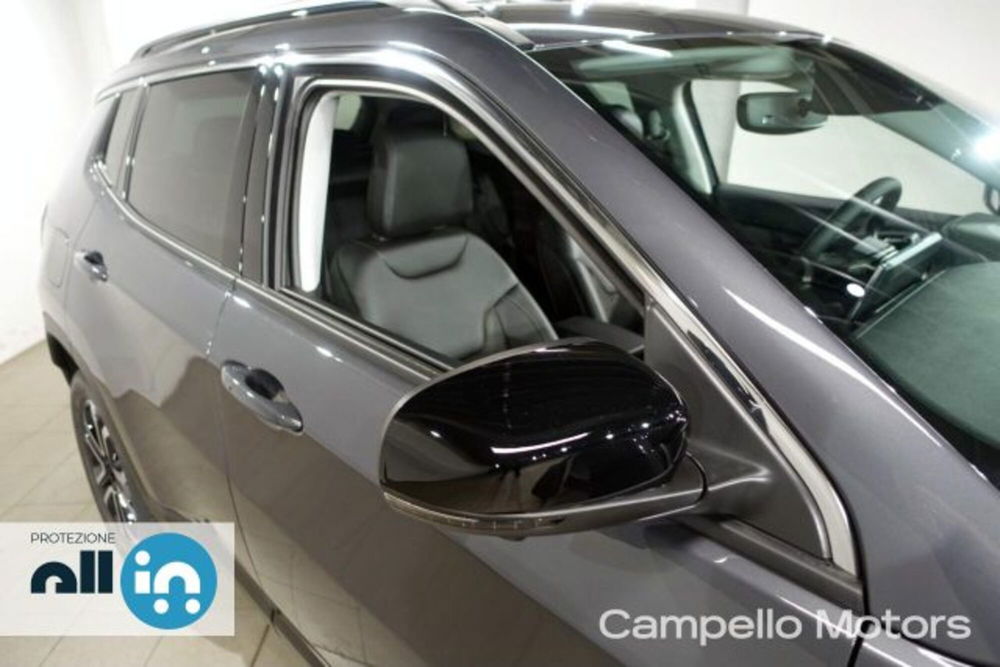 Jeep Compass nuova a Venezia (19)