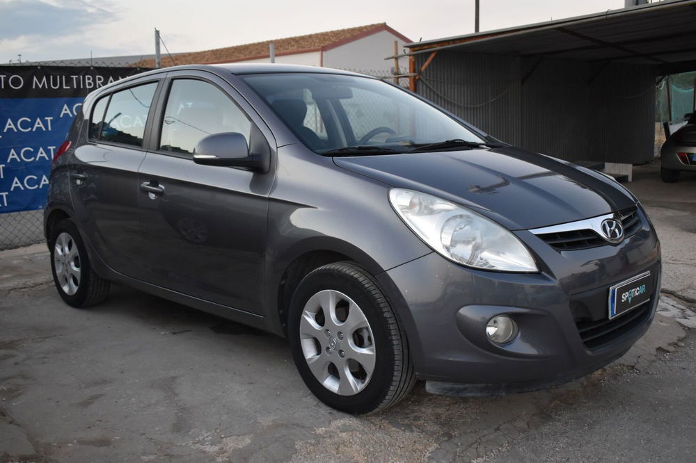 Hyundai i20 usata a Catania (3)