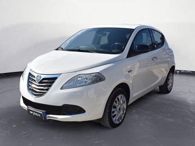 Lancia Ypsilon 0.9 TwinAir 85 CV 5 porte S&amp;S Elefantino  del 2013 usata a Catania