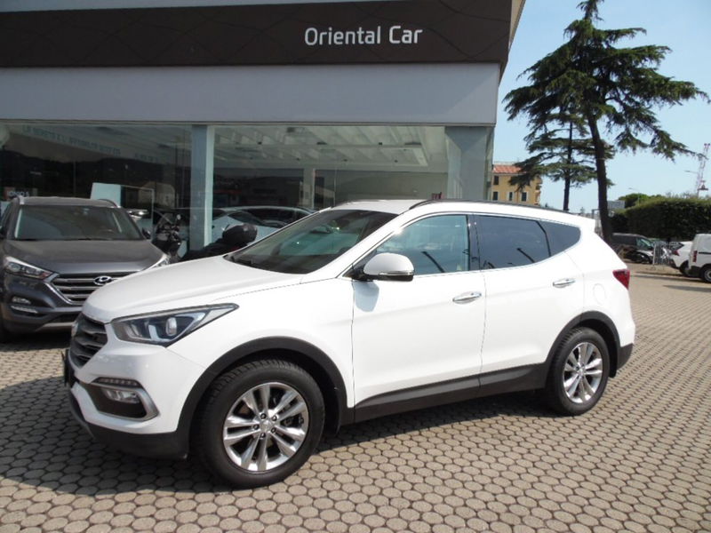 Hyundai Santa Fe 2.0 CRDi 4WD Comfort Plus  del 2017 usata a La Spezia