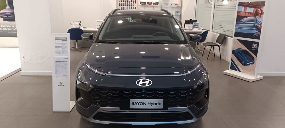 Hyundai Bayon nuova a Napoli (2)