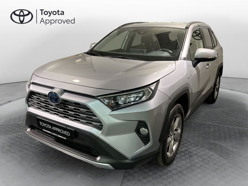 Toyota Rav4 HV (218CV) E-CVT 2WD Dynamic  del 2020 usata a Milano