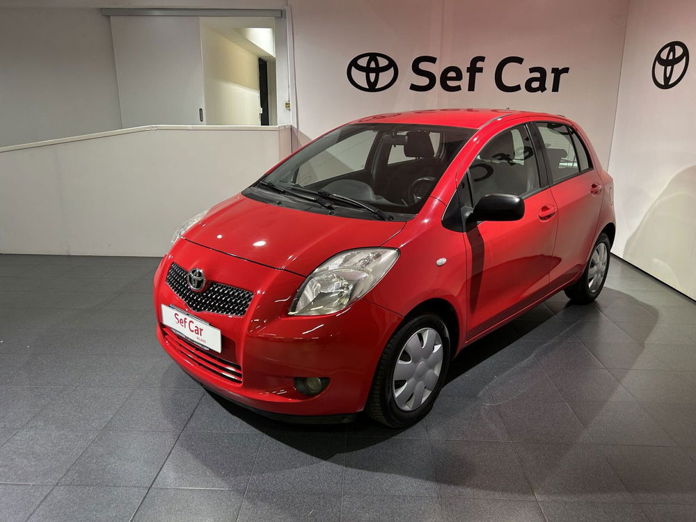 Toyota Yaris usata a Milano