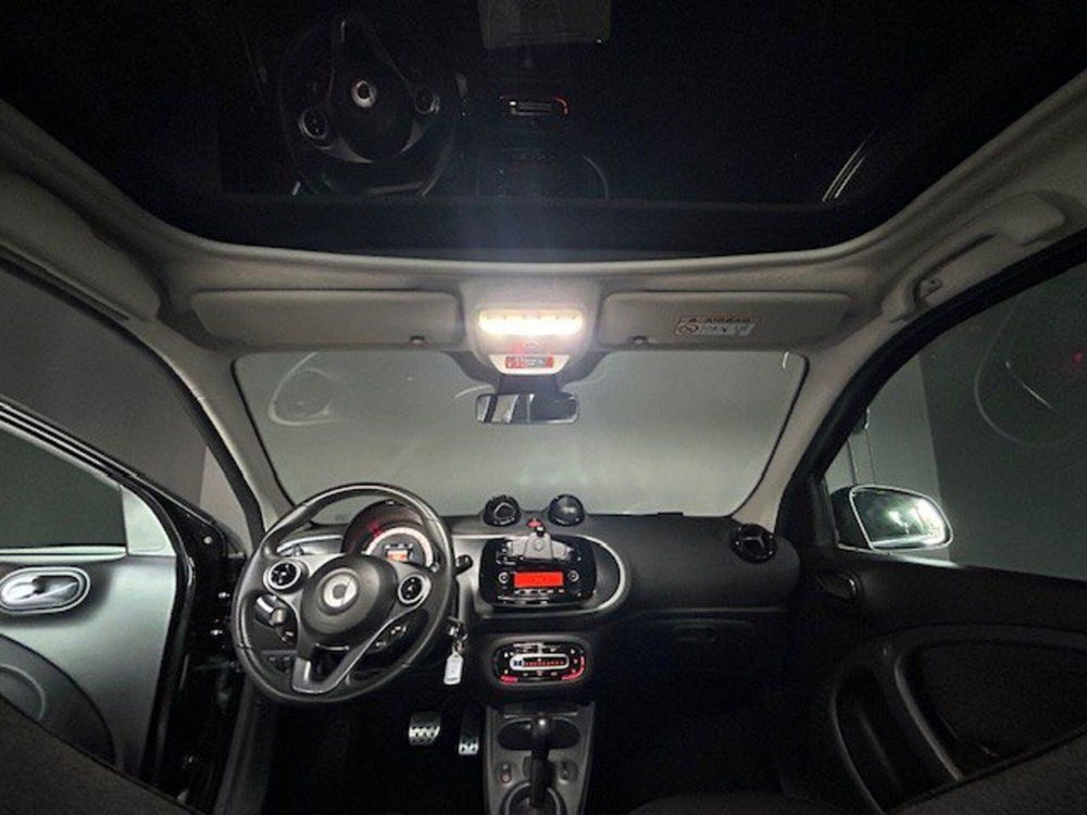 smart forfour usata a Bergamo (12)