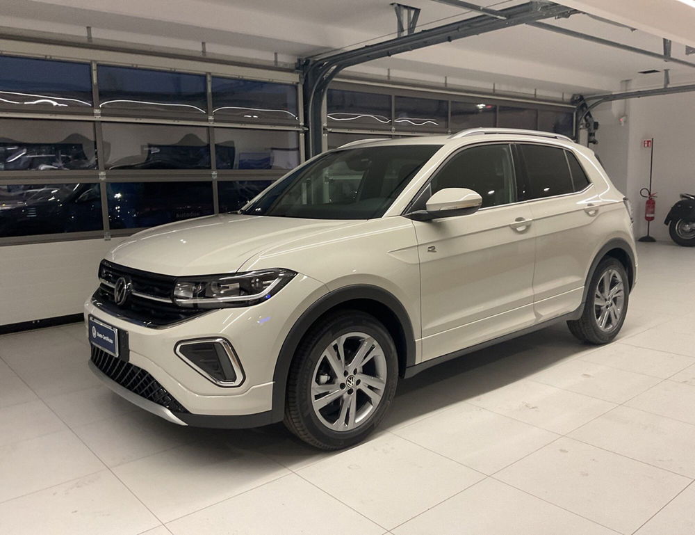 Volkswagen T-Cross nuova a Salerno