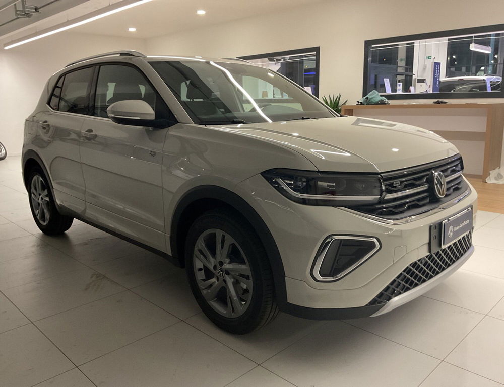 Volkswagen T-Cross nuova a Salerno (4)