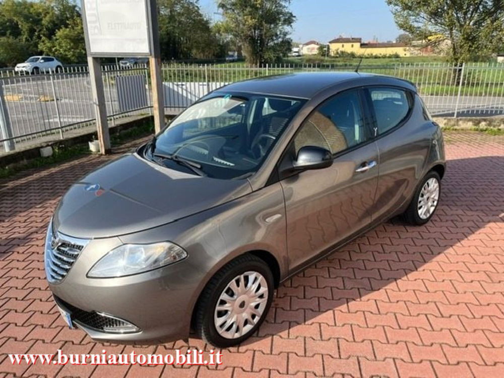 Lancia Ypsilon usata a Milano