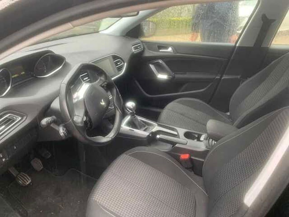 Peugeot 308 SW usata a Roma (10)