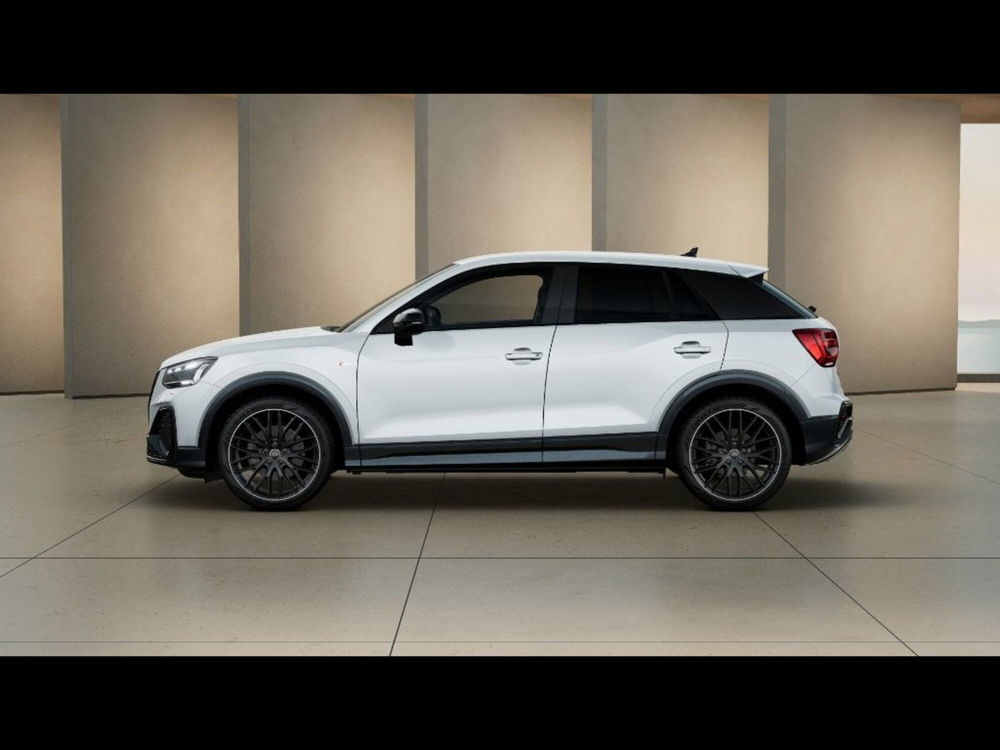 Audi Q2 nuova a Livorno (2)