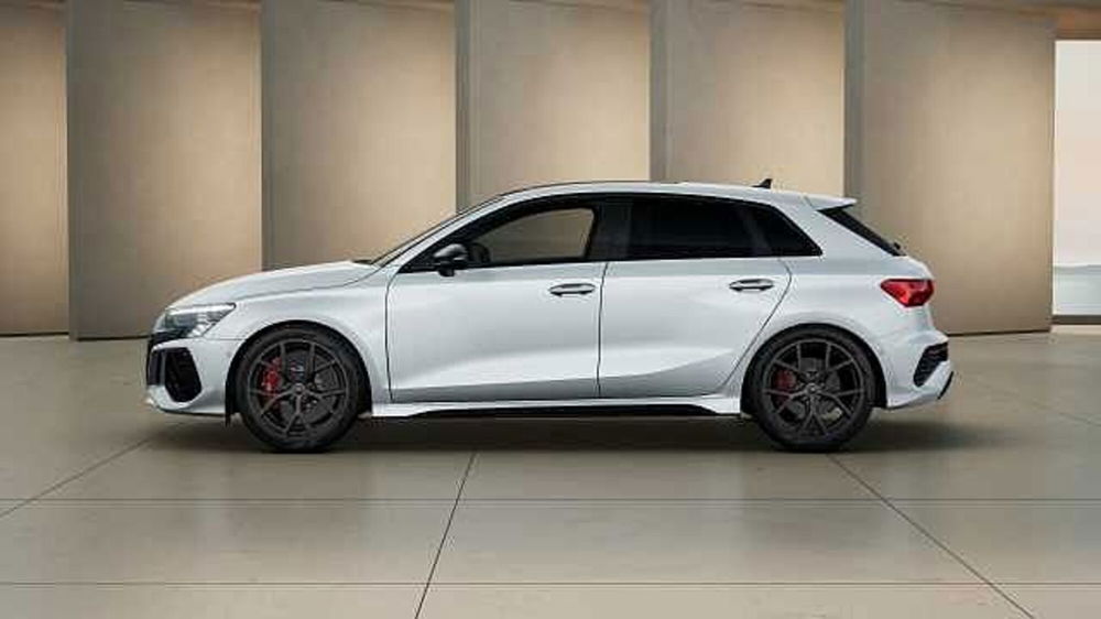 Audi RS 3 Sportback nuova a Varese (5)