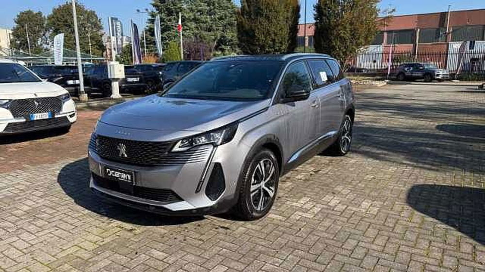 Peugeot 5008 usata a Milano (5)