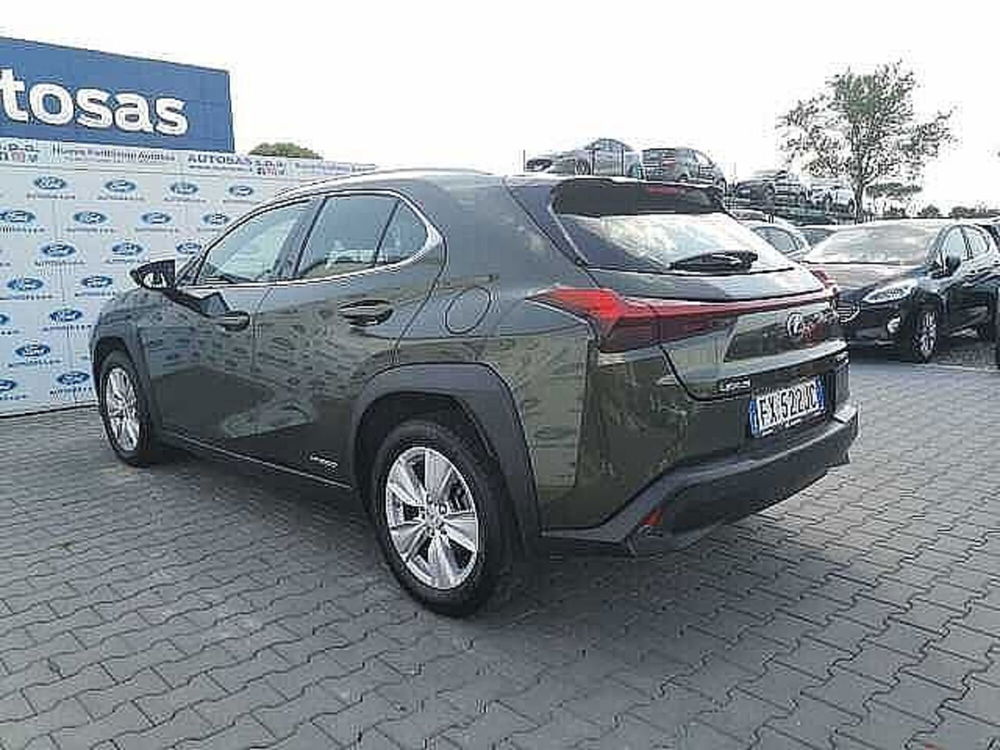 Lexus UX usata a Firenze (11)