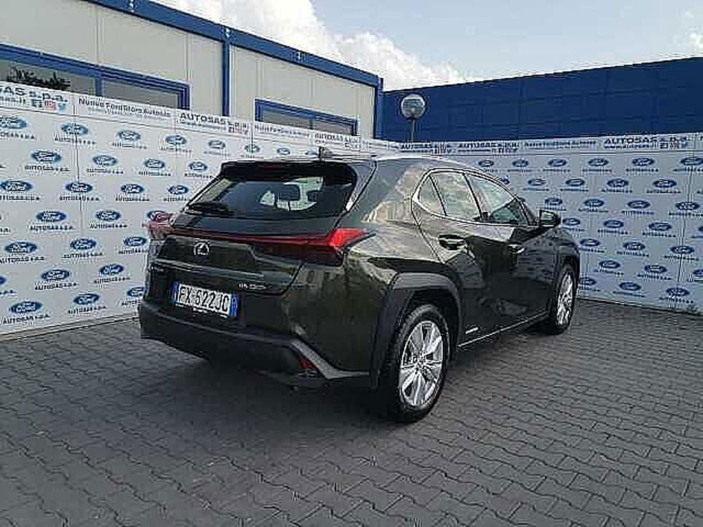 Lexus UX usata a Firenze (2)