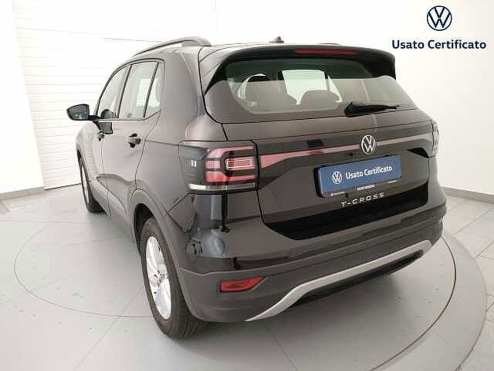 Volkswagen T-Cross usata a Varese (8)