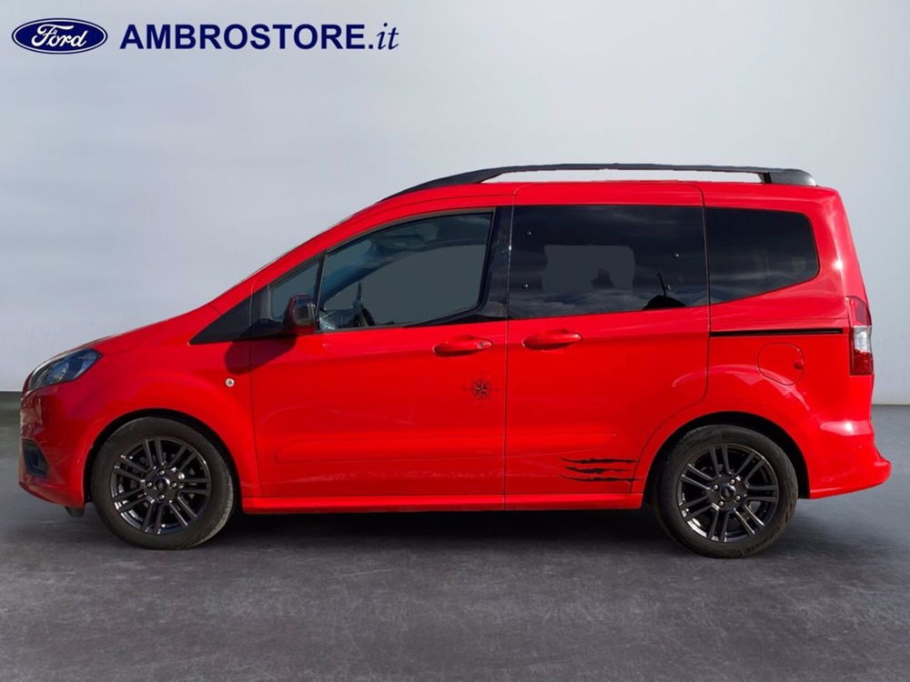 Ford Tourneo Courier usata a Milano (8)