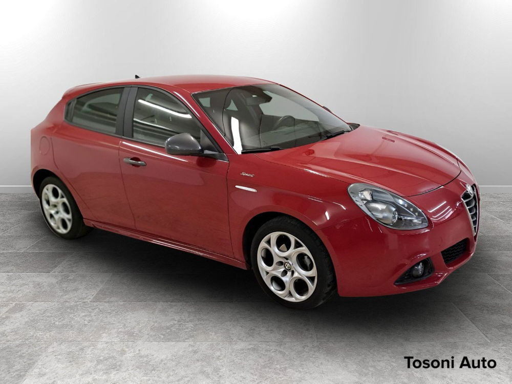 Alfa Romeo Giulietta usata a Arezzo (5)