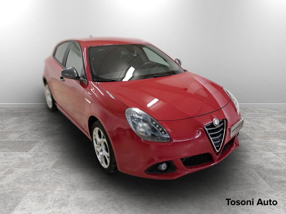 Alfa Romeo Giulietta usata a Arezzo (6)