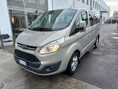 Ford Tourneo Custom 310 2.0 TDCi 130CV PC Titanium  del 2016 usata a Magenta