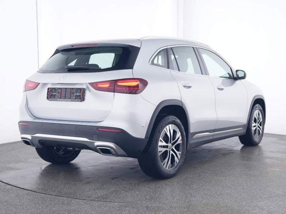 Mercedes-Benz GLA SUV usata a Milano (2)