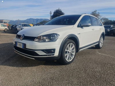 Volkswagen Golf Variant Alltrack 1.6 TDI 4MOTION BMT del 2017 usata a Massarosa