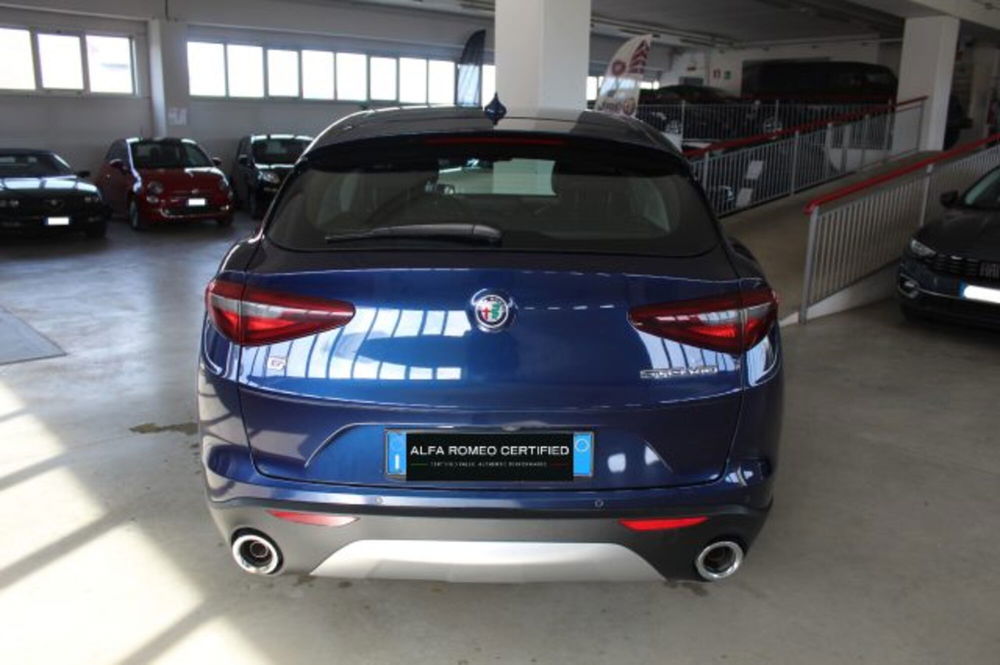 Alfa Romeo Stelvio usata a Terni (5)