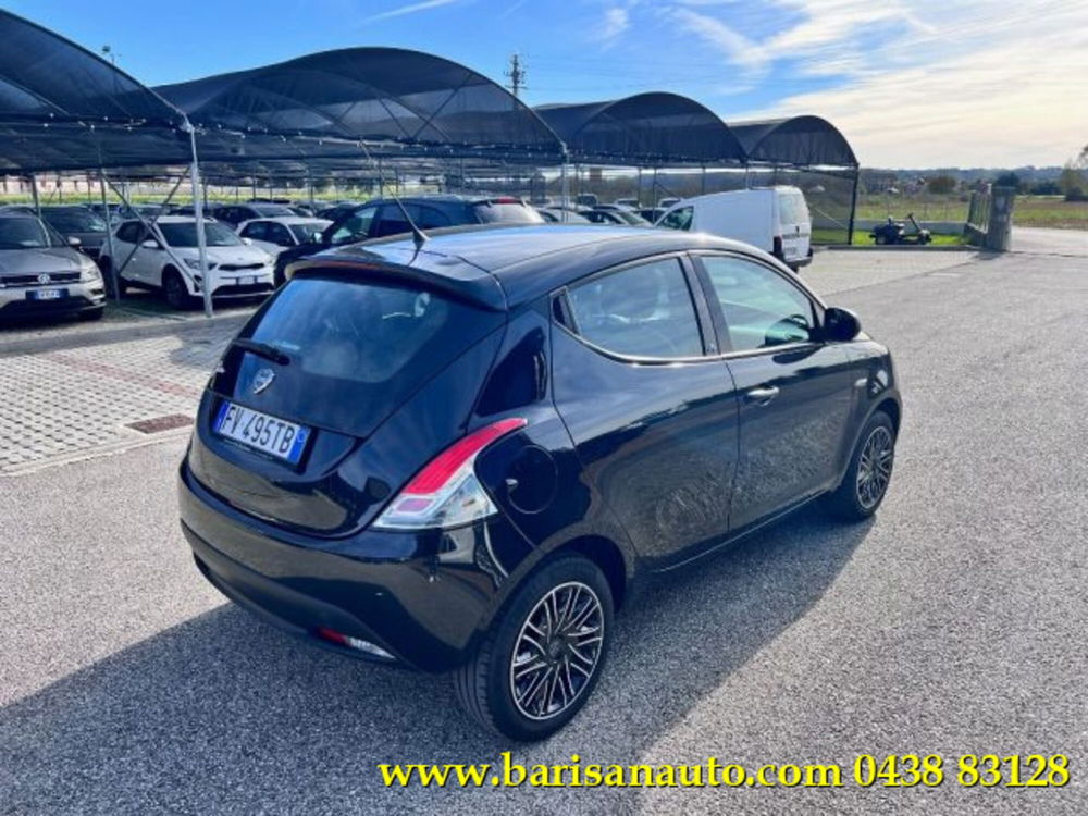 Lancia Ypsilon usata a Treviso (3)