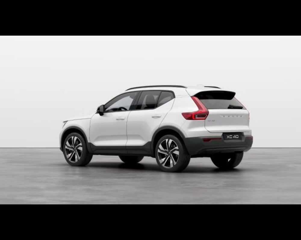 Volvo XC40 nuova a Treviso (3)