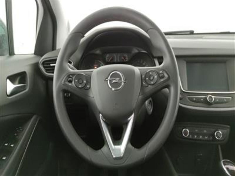 Opel Crossland X usata a Bari (15)