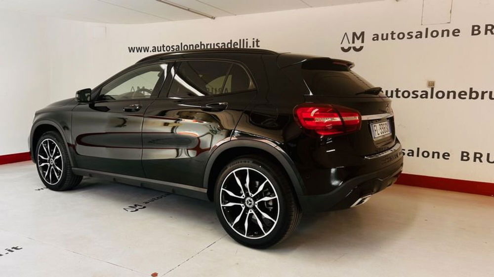 Mercedes-Benz GLA SUV usata a Lecco (4)