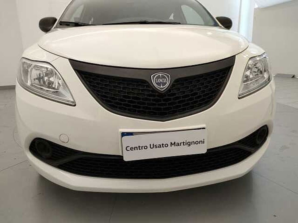 Lancia Ypsilon usata a Varese (6)