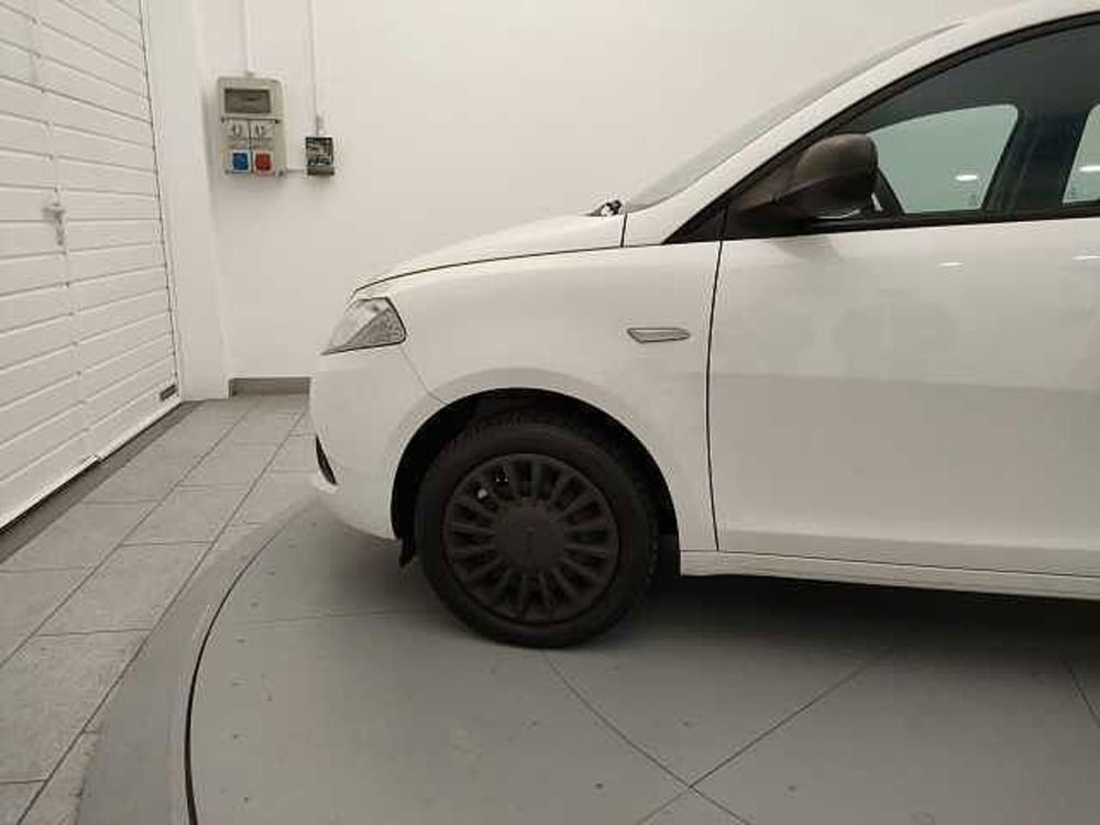 Lancia Ypsilon usata a Varese (7)